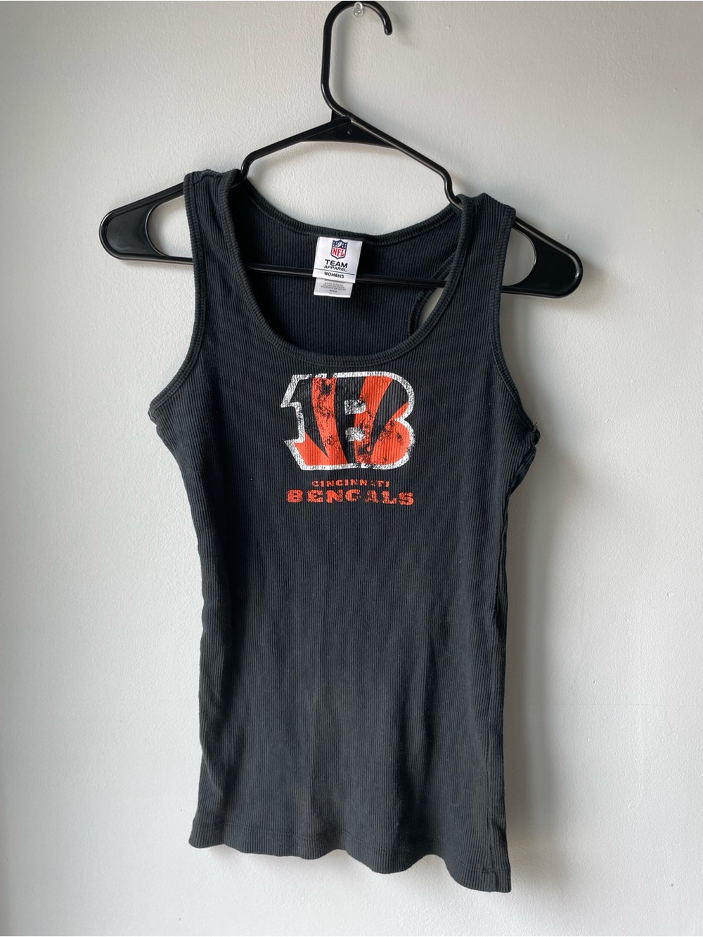 NFL Team Apparel Women's Dark Gray Ribbed Tank
